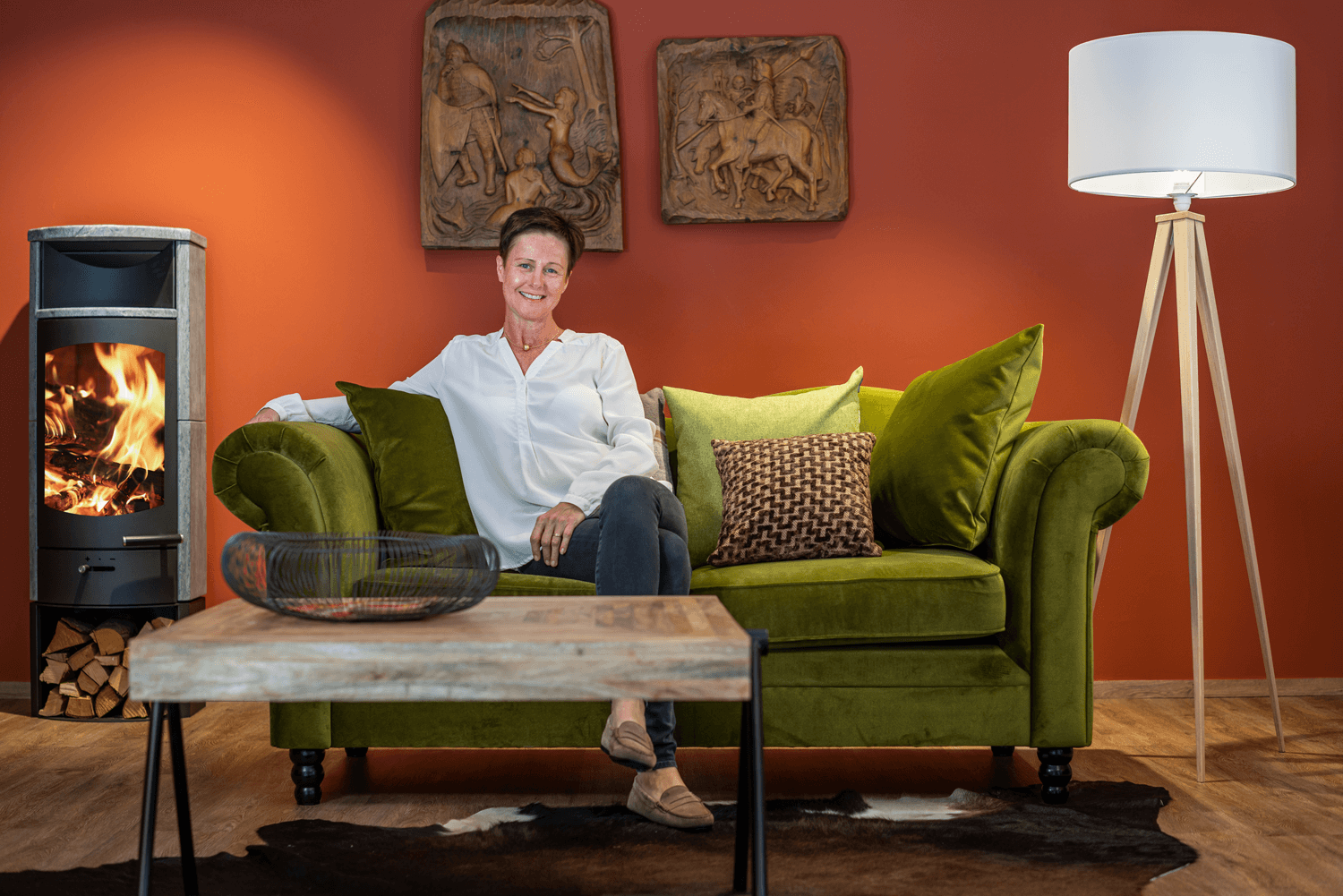 Seit 24 Jahren führt Gabi Schiestl ihr Unternehmen Zillertalkamin in Raumsau, das sie mit ihrem Mann Schritt für Schritt ausgebaut hat.