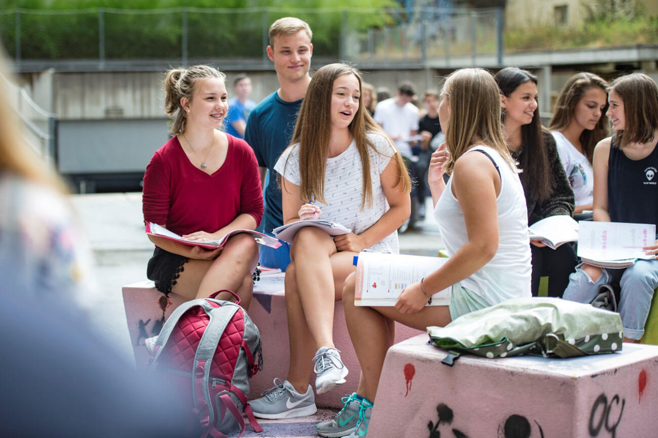 Das internationale Schulangebot in Tirol wächst und öffnet für Schülerinnen und Schüler die Türen zur ganzen Welt.