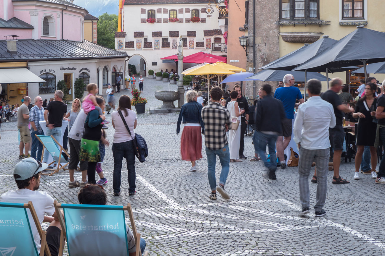Symbolbild Altstadt Hall in Tirol - Handel fordert Energiekostenzuschuss damit Ortskerne überleben