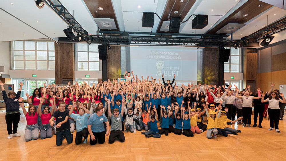 130 Schüler:innen aus ganz Tirol beteiligten sich heuer beim beliebten Wettbewerb „Jugend forscht in der Technik“.